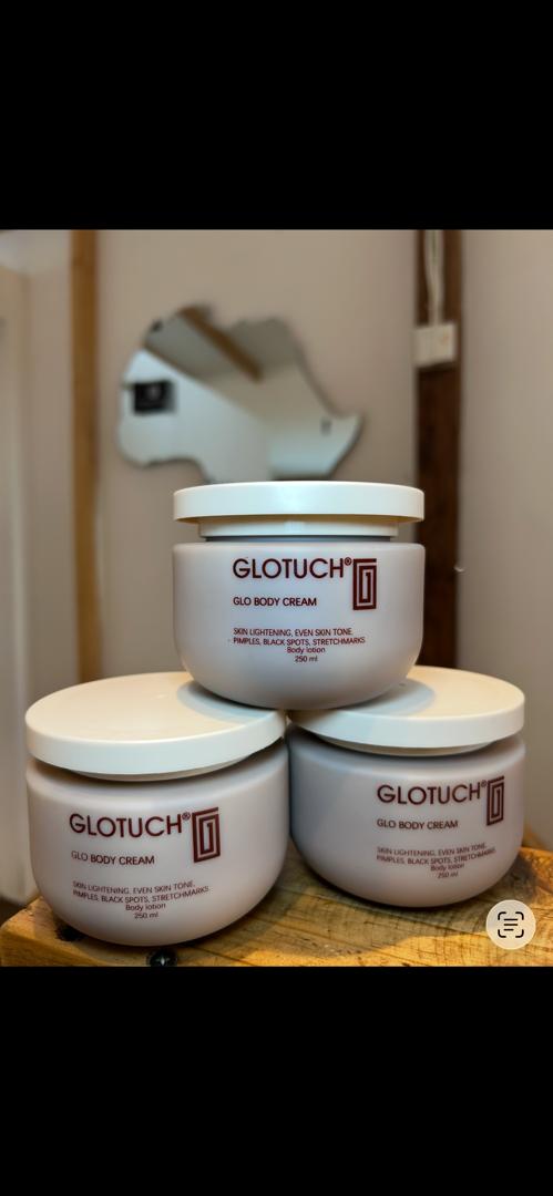 GLO BODY CREAM